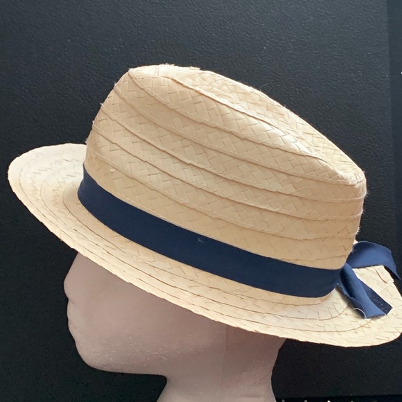 Hat - Picture 2 of 3